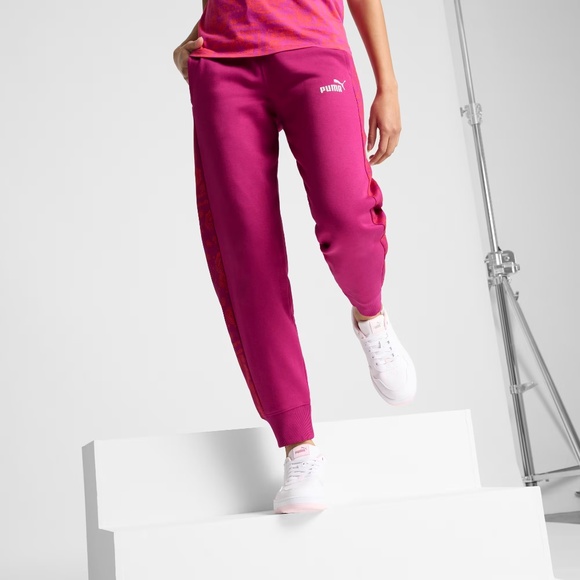 Sweatpants XXL (2X) - PUMA Magenta Fleece Jogger Pants Lounge Women's Activewear - Picture 1 of 3